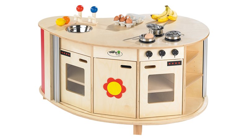 מטבחון מבנה אי גרמני | חומר: עץ ליבנה ועץ אשור חלונות: פרספקס כיור: נירוסטה