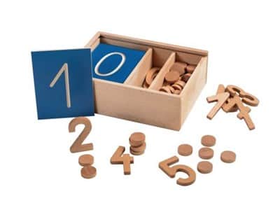 סט מספרים + דיסקיות מעץ 0-10 | 70 חלקים | Rolf