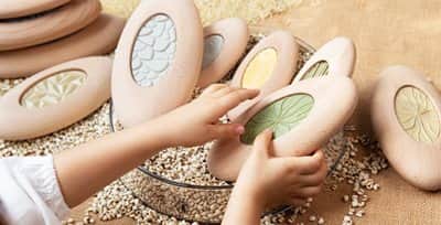 חלוקי נחל מעץ 10 יחידות Jumbo Sensory River Stones set