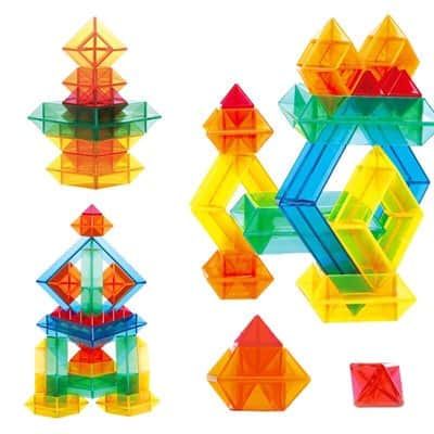 פירמידת אבני בנייה שקוף צבעוני - לשולחן אור