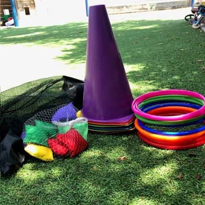 סט' 6 קונוס + טבעות + כריות זריקה בנרתיק