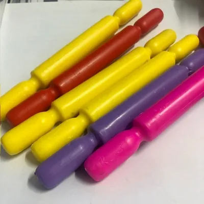 מערוך פלסטיק לבצק 20 ס"מ