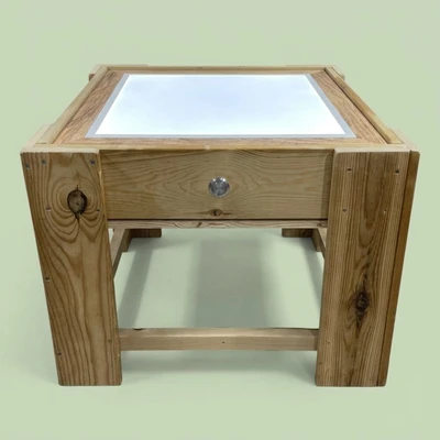 שולחן אור מונטסורי Light Table