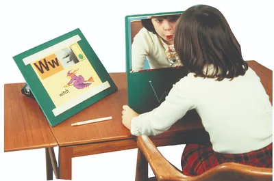 מראה ללא זכוכית, עומדת בפני עצמה, רוחב 30 ס"מ x גובה 40 ס"מ